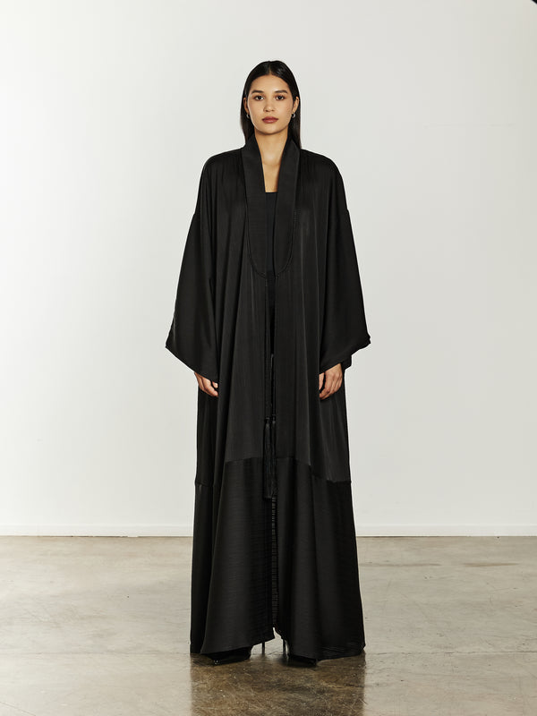 HAMADIS ICONIC IN BLACK